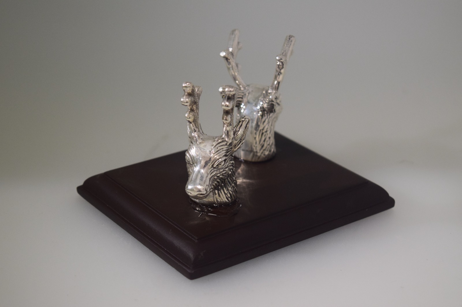 Suraj Bhan Jewellery Hub - Elegant Deer Silver Card Holder